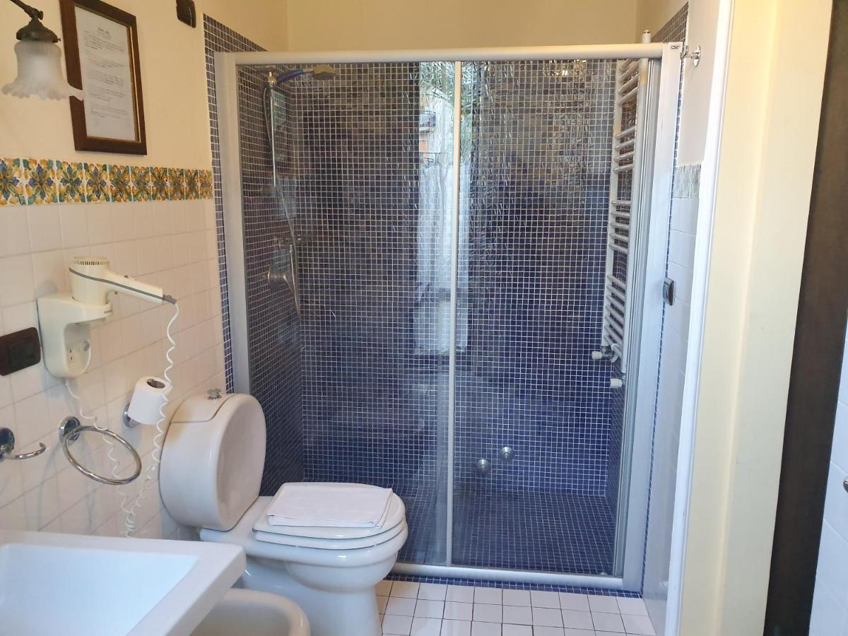 Etnea Suite 668 Catania Room photo